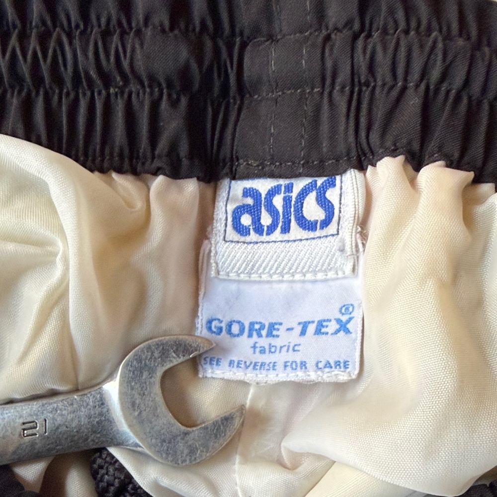 Asics Gortex pants - Picture 3 of 7
